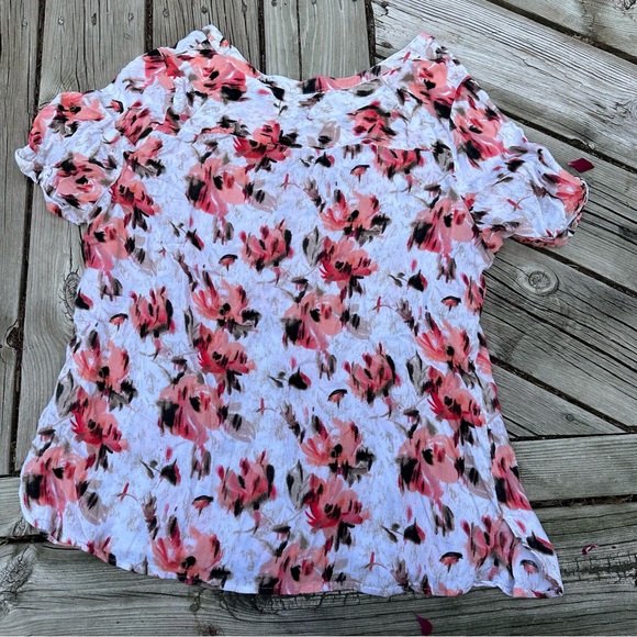 Croft & Barrow Floral Top - Picture 3 of 3